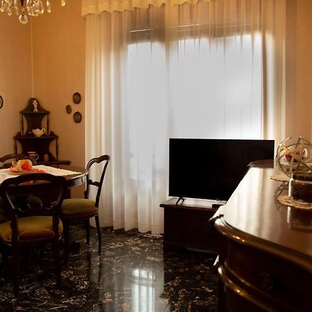 Апартаменты Casa Giuly Парма Экстерьер фото